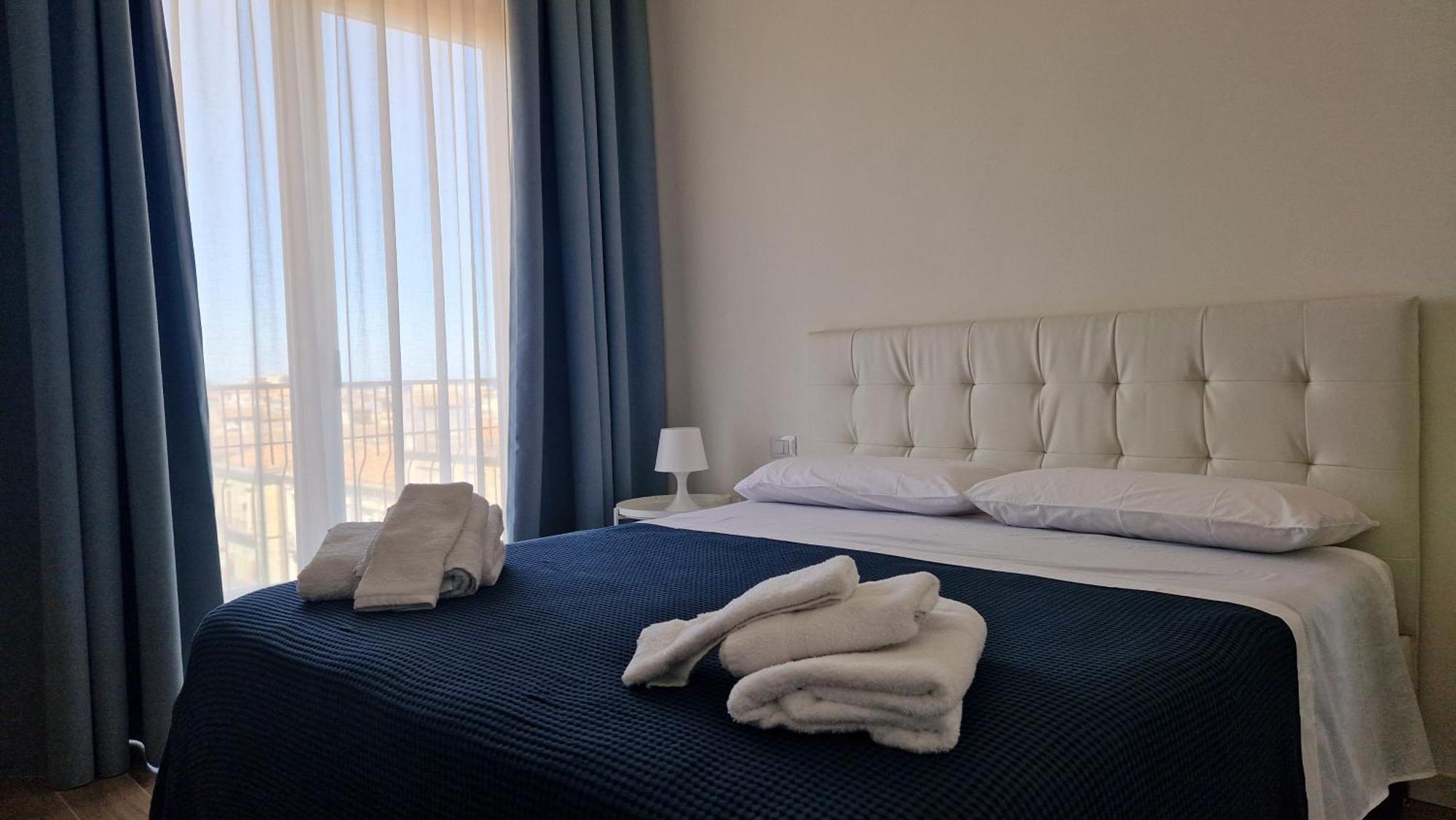 Orlando Rooms คาตาเนีย ภายนอก รูปภาพ